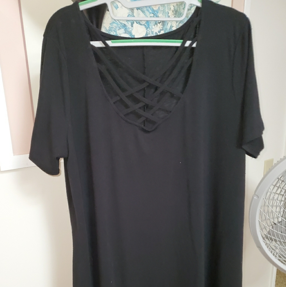 Black criss cross front top.